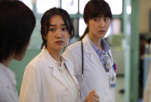 Кадр из дорамы Грипп/Вирус