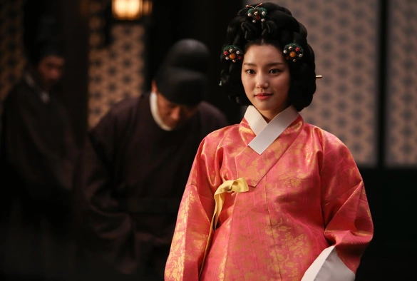 Кадр из дорамы Королевский портной