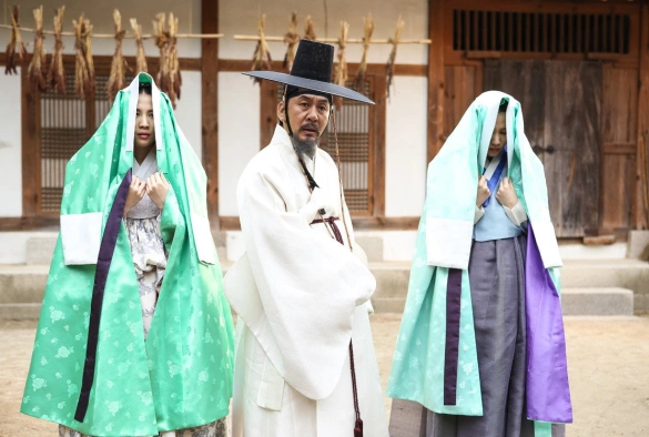 Кадр из дорамы Королевский портной