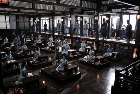 Кадр из дорамы Королевский портной