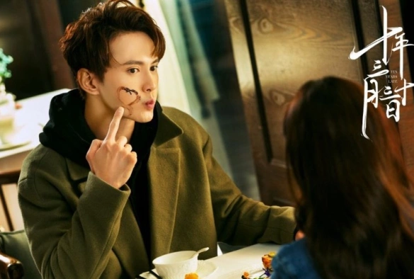 Кадр из дорамы Десять лет спустя