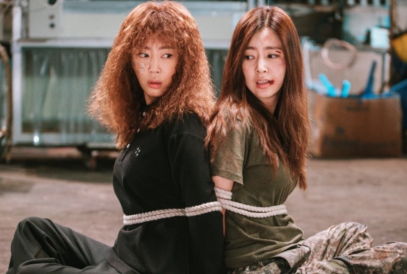 Кадр из дорамы Шпионка на полставки