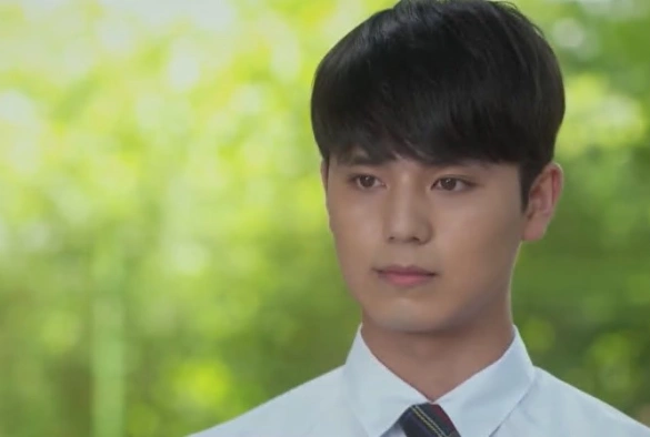 Кадр из дорамы Вспоминай, Ха Ри!