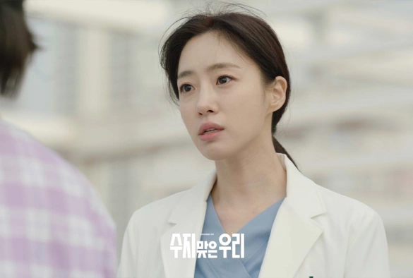 Кадр из дорамы Мы в прибыли