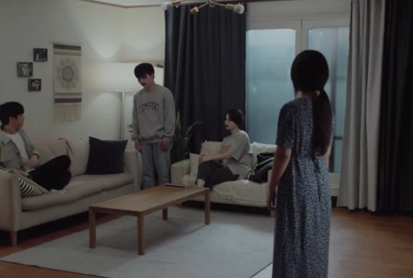 Кадр из дорамы Мой призрачный сосед