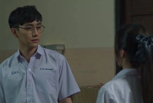 Кадр из дорамы Школьные истории