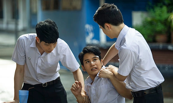 Кадр из дорамы Школьные истории