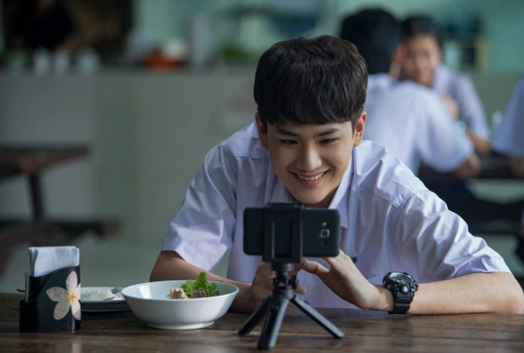 Кадр из дорамы Школьные истории