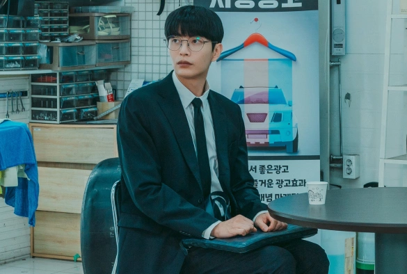 Кадр из дорамы Авария