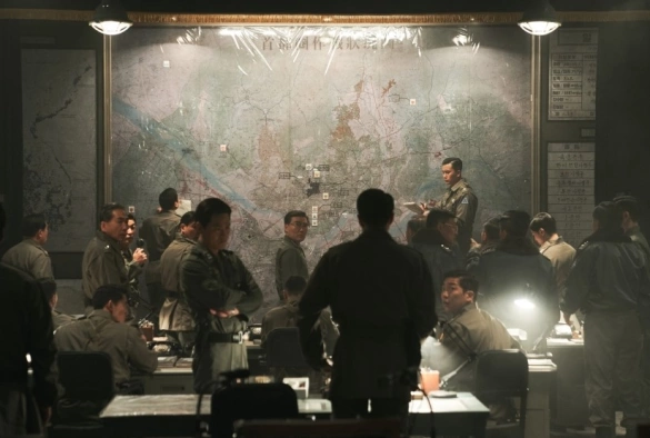 Кадр из дорамы Сеульская весна