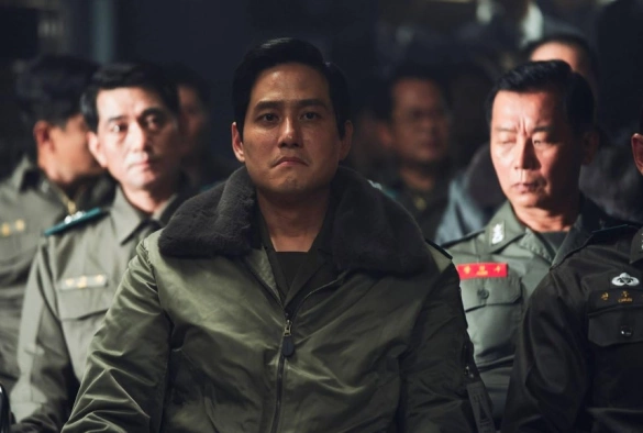 Кадр из дорамы Сеульская весна