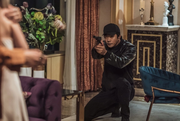 Кадр из дорамы Хитмен