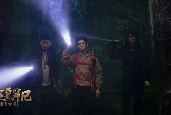 Кадр из дорамы Затерянная Гробница: Древний храм Чёрного Золота