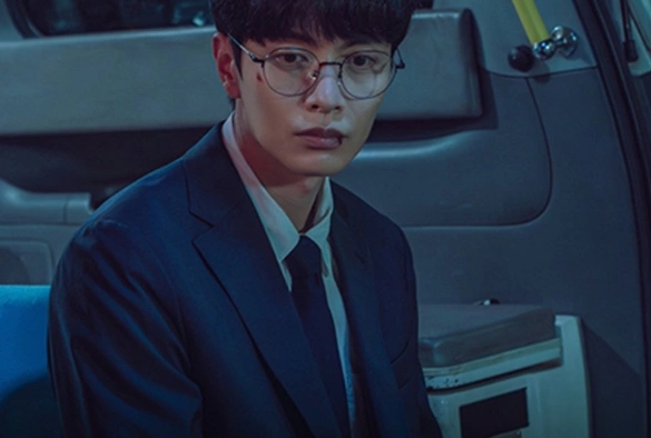 Кадр из дорамы Авария