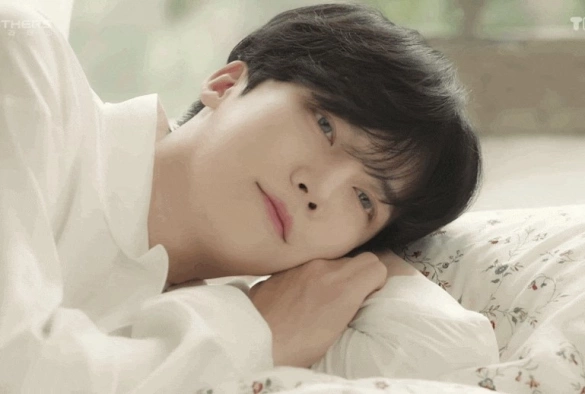 Кадр из дорамы Кошачий бар 2 сезон