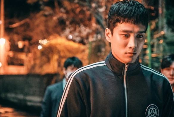 Кадр из дорамы Докго: Перезагрузка