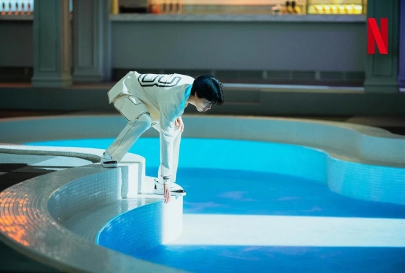 Кадр из дорамы Шоу восьми