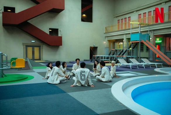 Кадр из дорамы Шоу восьми