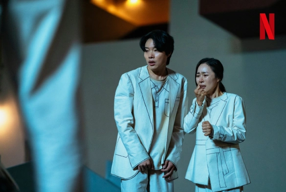 Кадр из дорамы Шоу восьми