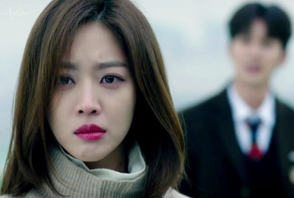 Кадр из дорамы Возвращение Бок Су