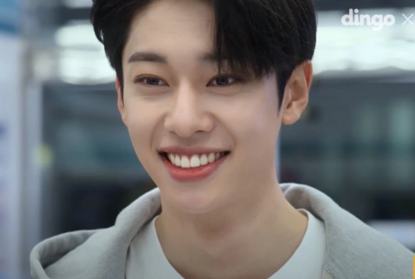 Кадр из дорамы Бурная жизнь в круглосуточном магазине