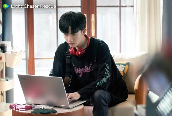 Кадр из дорамы Свет жизни