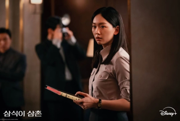 Кадр из дорамы Дядя Сам Сик