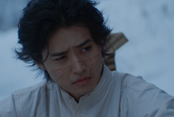 Кадр из дорамы Золотое божество