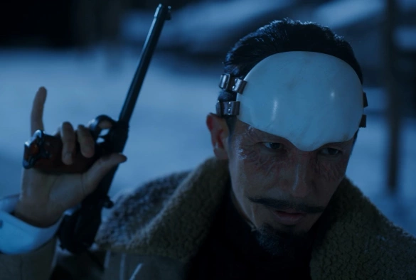 Кадр из дорамы Золотое божество