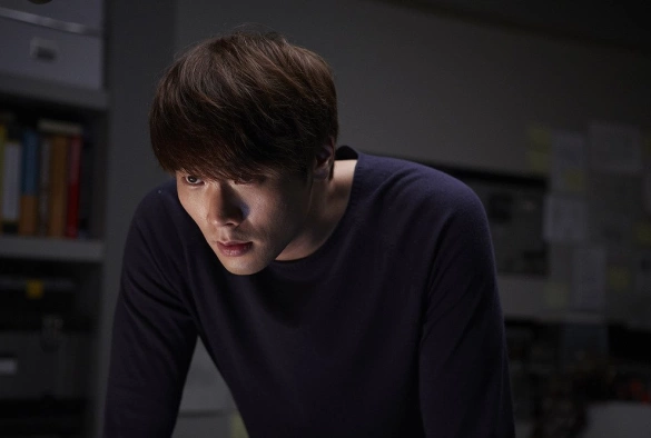 Кадр из дорамы 11 часов