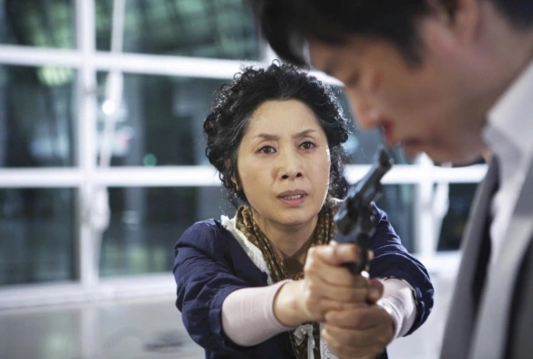 Кадр из дорамы Банда с револьверами