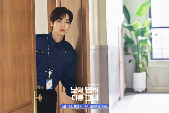 Кадр из дорамы Она разная днём и ночью