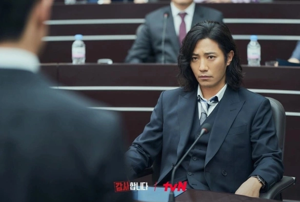 Кадр из дорамы Аудиторы