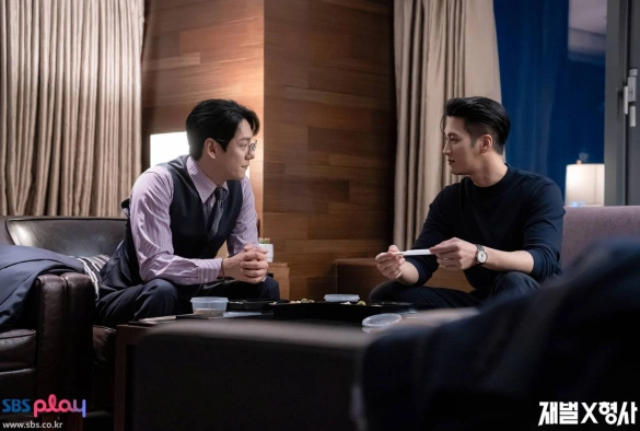 Кадр из дорамы Чеболь против детектива