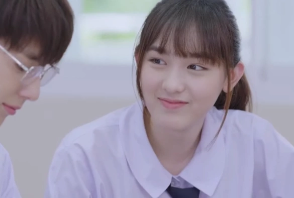 Кадр из дорамы Любовь так прекрасна