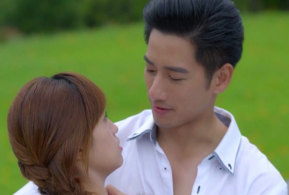 Кадр из дорамы Любовь под прикрытием