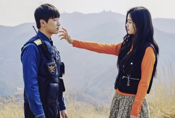 Кадр из дорамы SF8