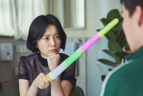 Кадр из дорамы Школьная медсестра Ан Ын Ён