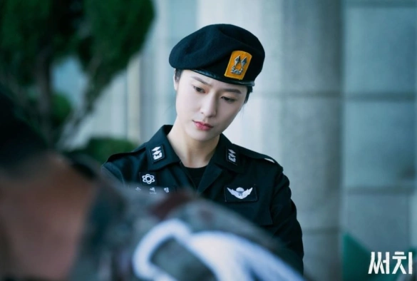 Кадр из дорамы Поиск