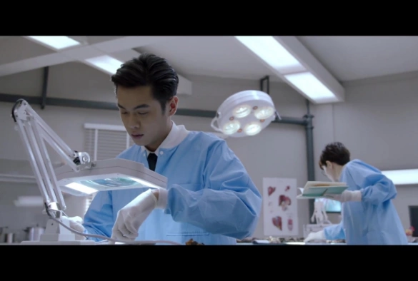 Кадр из дорамы Судмедэксперт Цинь Мин