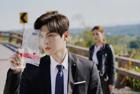 Кадр из дорамы Судмедэксперт Цинь Мин