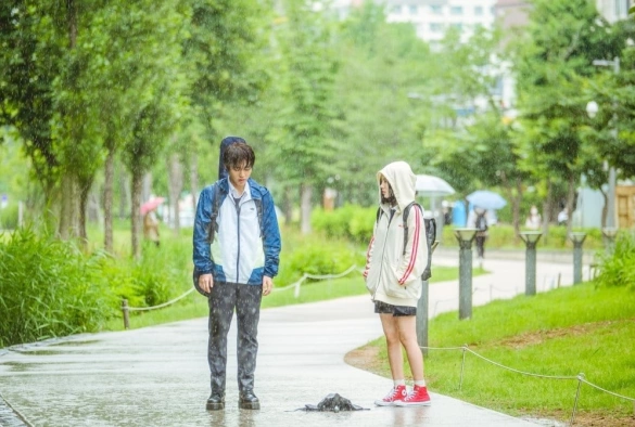 Кадр из дорамы Любовная революция