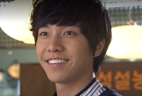 Кадр из дорамы Великолепное наследие