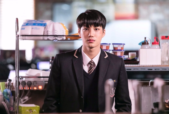 Кадр из дорамы Анданте