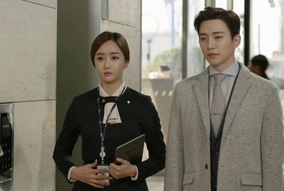 Кадр из дорамы Шеф Ким