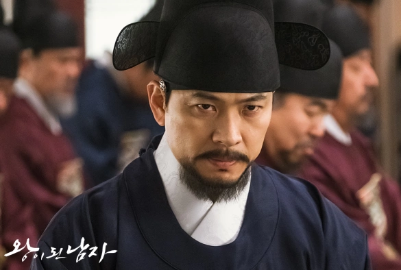 Кадр из дорамы Коронованный шут