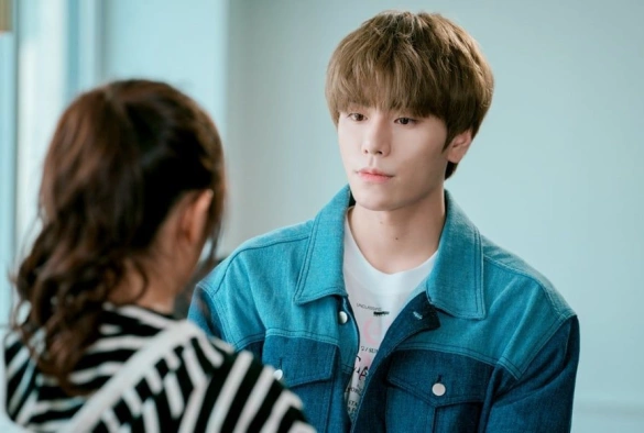 Кадр из дорамы Позволь послушать твою песню