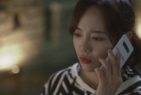 Кадр из дорамы Позволь послушать твою песню