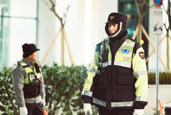 Кадр из дорамы Живой