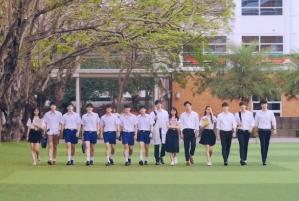 Кадр из дорамы Ген Y